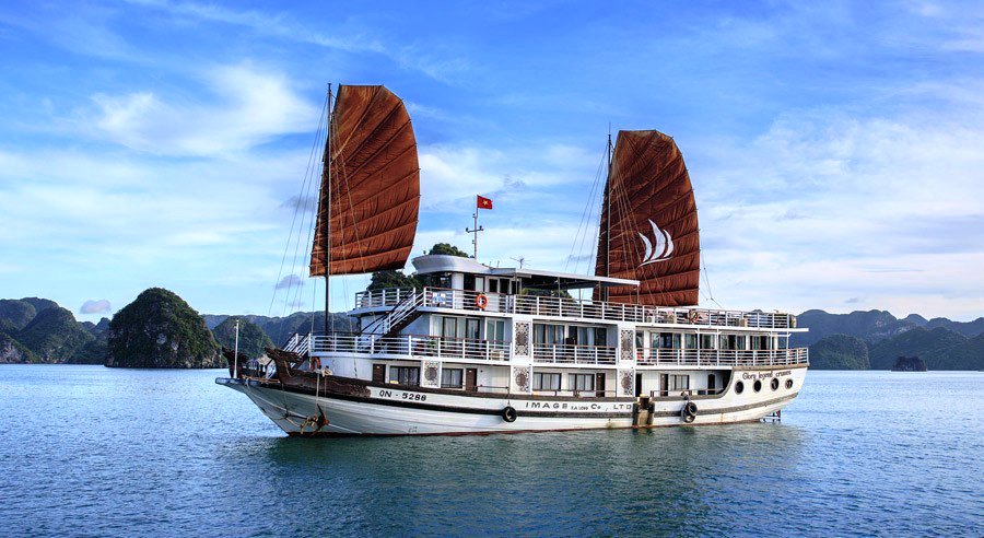 GloryCruise_1.jpg