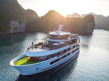CELINA OF THE SEA CRUISE LAN HA BAY & CAT BA ISLAND