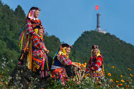 KHÁM PHÁ ĐÔNG BẮC KỲ VĨ ~ HÀ NỘI - TUYÊN QUANG - HÀ GIANG - ĐỒNG VĂN - LŨNG CÚ - THÁC BẢN GIỐC - HANG PẮC PÓ