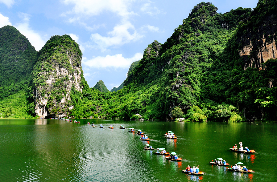 TRANG AN – MUA CAVE – TUYET TINH COC