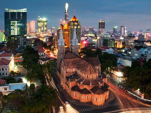 VESPAHOLIC CITY & FOODIE TRIP ~ Saigon