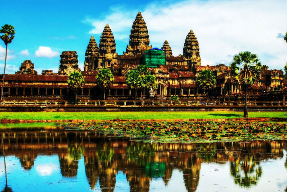 HIGHLIGHT OF VIETNAM & CAMBODIA