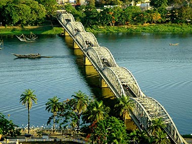 Highlights of central ~ Da Nang - Hue - Hoi An